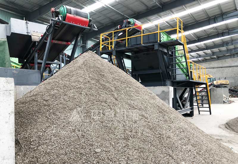 篩分出的細(xì)沙 篩分出的細(xì)沙