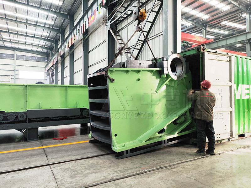 750顎式破碎機(jī) 750顎式破碎機(jī)